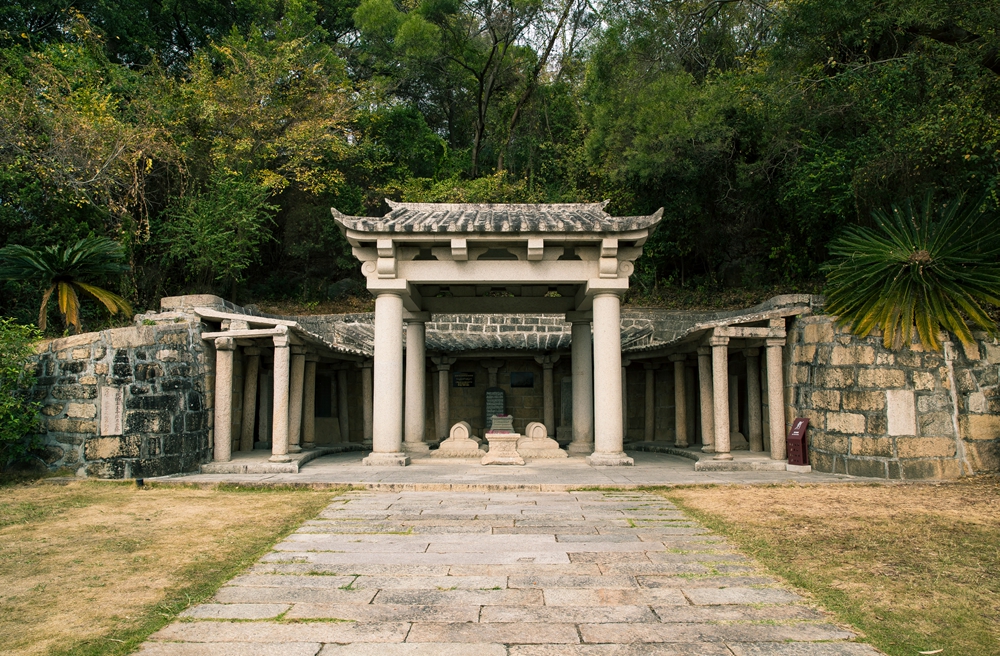 Islamic Tombs