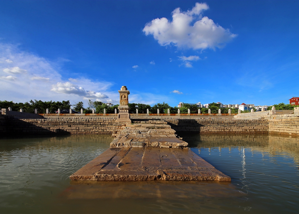 Estuary Docks
