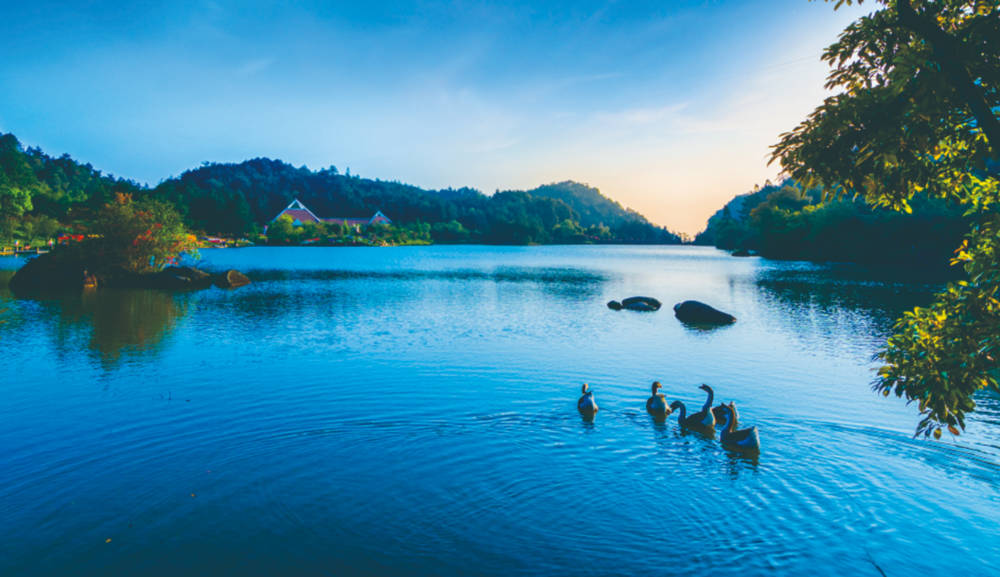 Meihuashan Mountain
