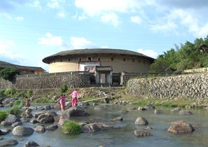 Zhenfu Lou