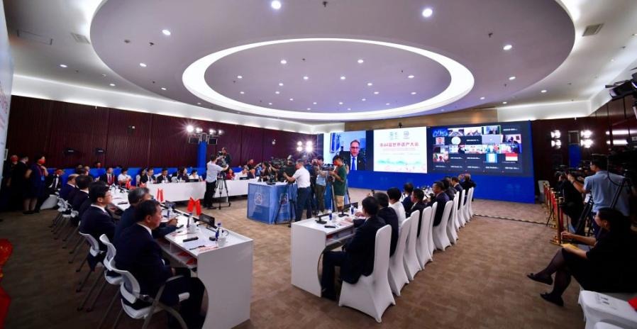 Xinhua + : ? Quanzhou : emporium mondial de la Chine des Song et des Yuan ? a été inscrit avec succès sur la Liste du patrimoine mondial de l’UNESCO